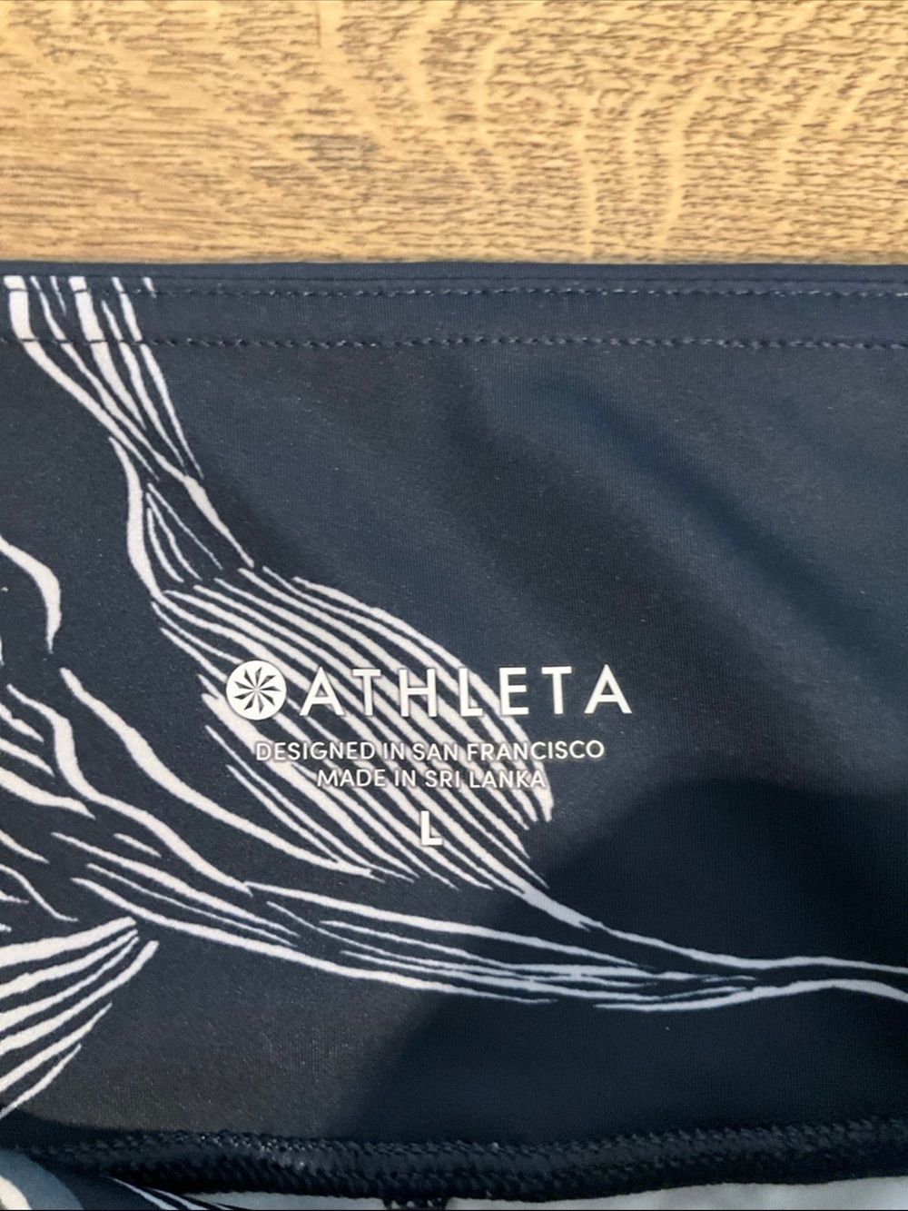 Athleta navy white floral Sonic athletic skort, L - Picture 5 of 9